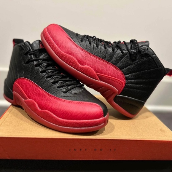 AIR JORDAN 12 RETRO 'FLU GAME'